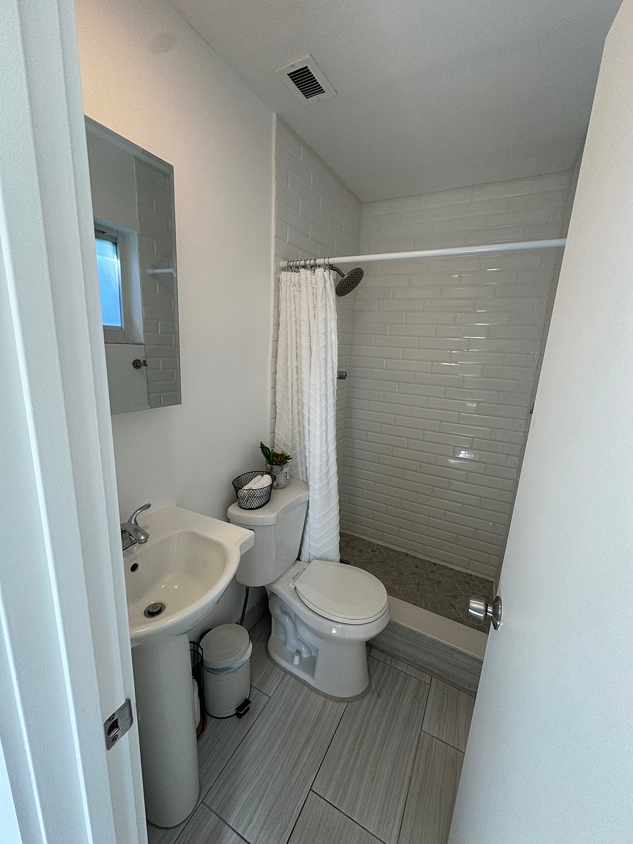 Furnished Finder property 1055578_1 photo 17