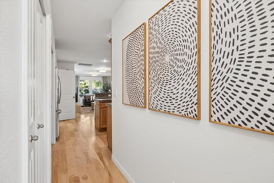 Furnished Finder property 1055598_2 photo 31
