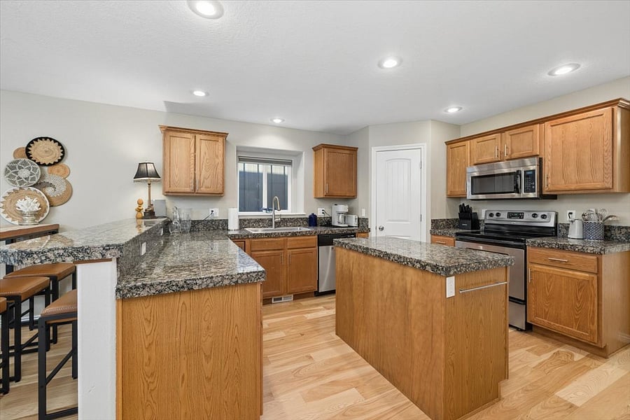 Furnished Finder property 1055598_4 photo 17