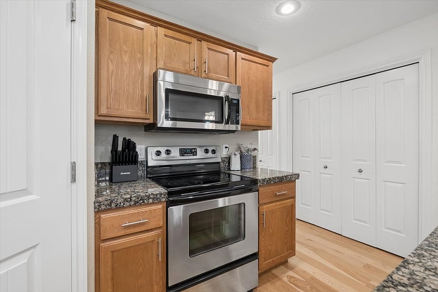 Furnished Finder property 1055598_5 photo 26