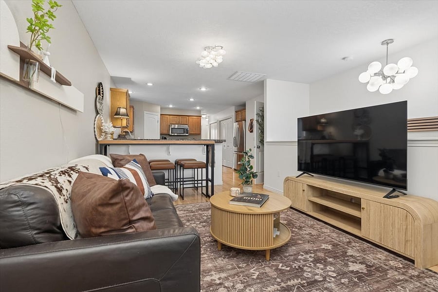 Furnished Finder property 1055598_5 photo 11