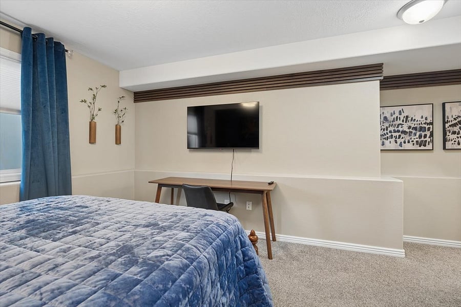 Furnished Finder property 1055598_5 photo 34