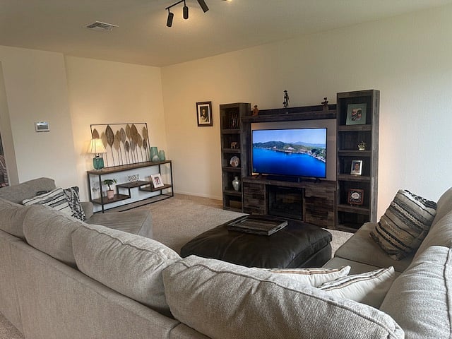 Furnished Finder property 1055599_1 photo 4