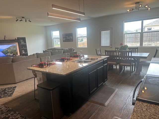 Furnished Finder property 1055599_1 photo 8