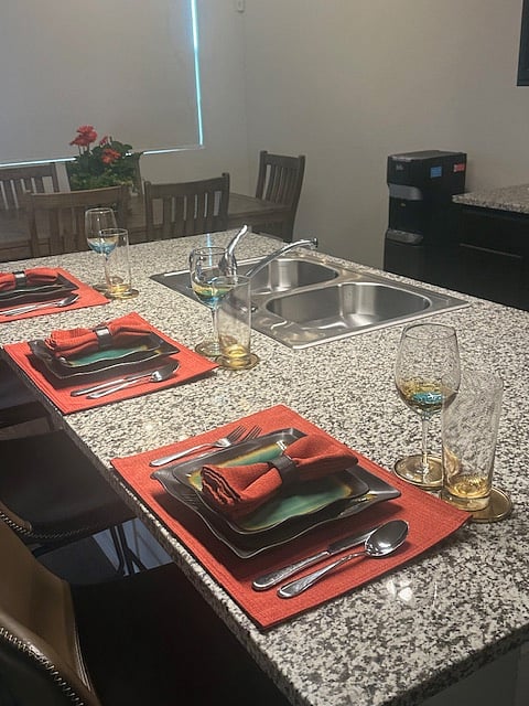 Furnished Finder property 1055599_1 photo 9