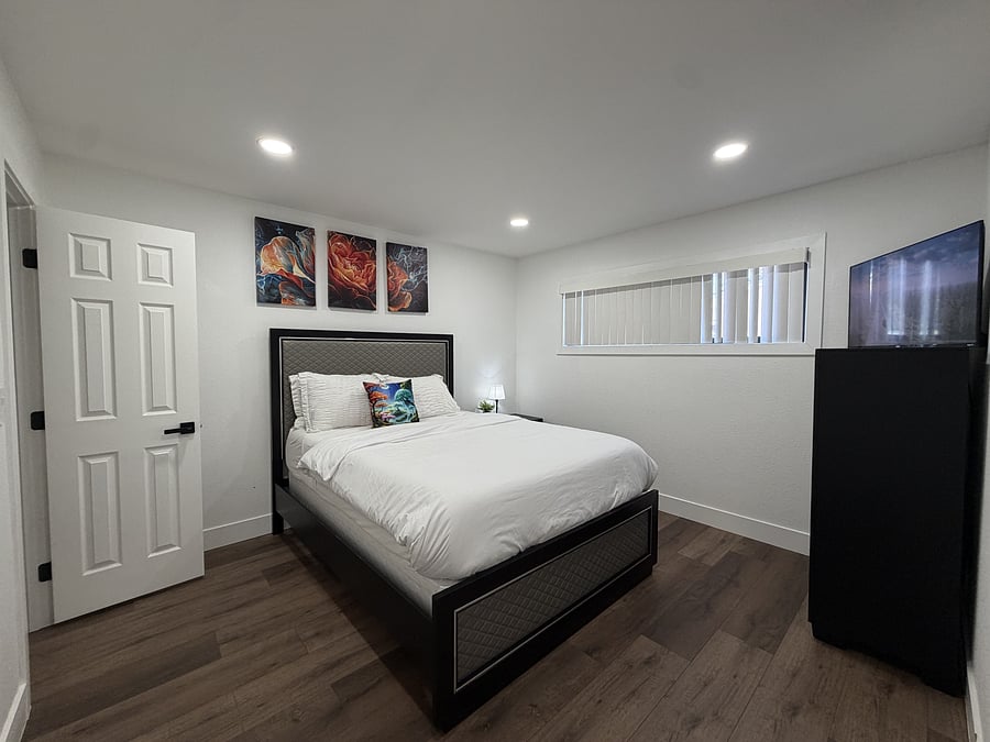 Furnished Finder property 1055601_1 photo 16