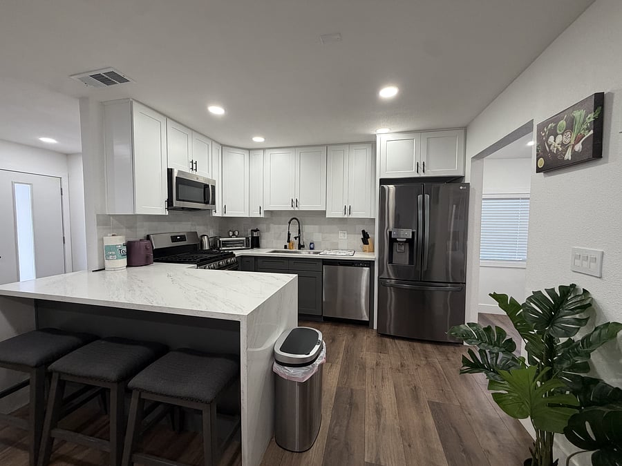 Furnished Finder property 1055601_1 photo 6