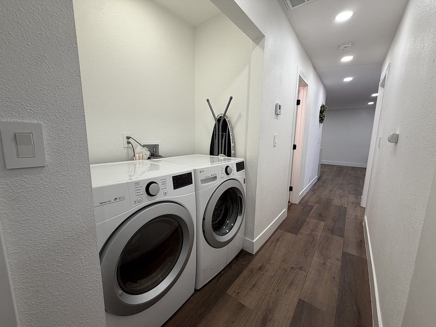 Furnished Finder property 1055601_1 photo 14