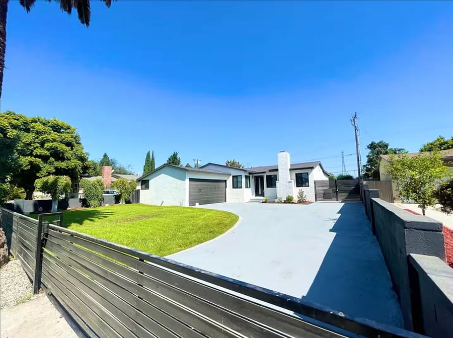 Furnished Finder property 1055601_1 photo 18