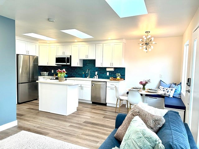 Furnished Finder property 1055605_1 photo 10