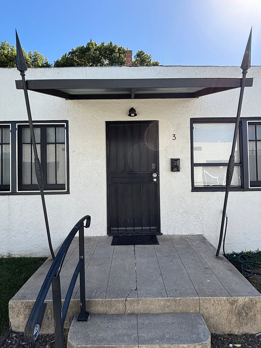 Furnished Finder property 1055608_1 photo 14