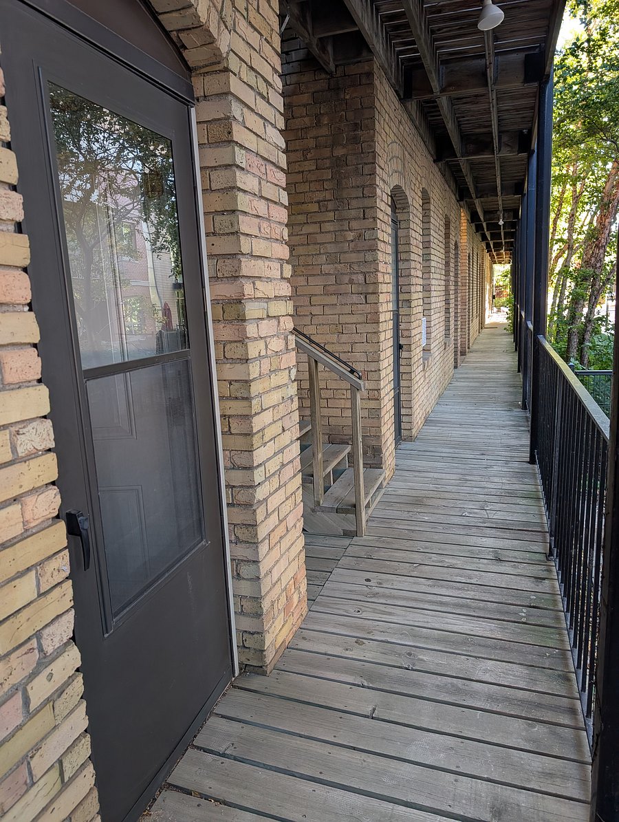 Furnished Finder property 1055609_1 photo 11