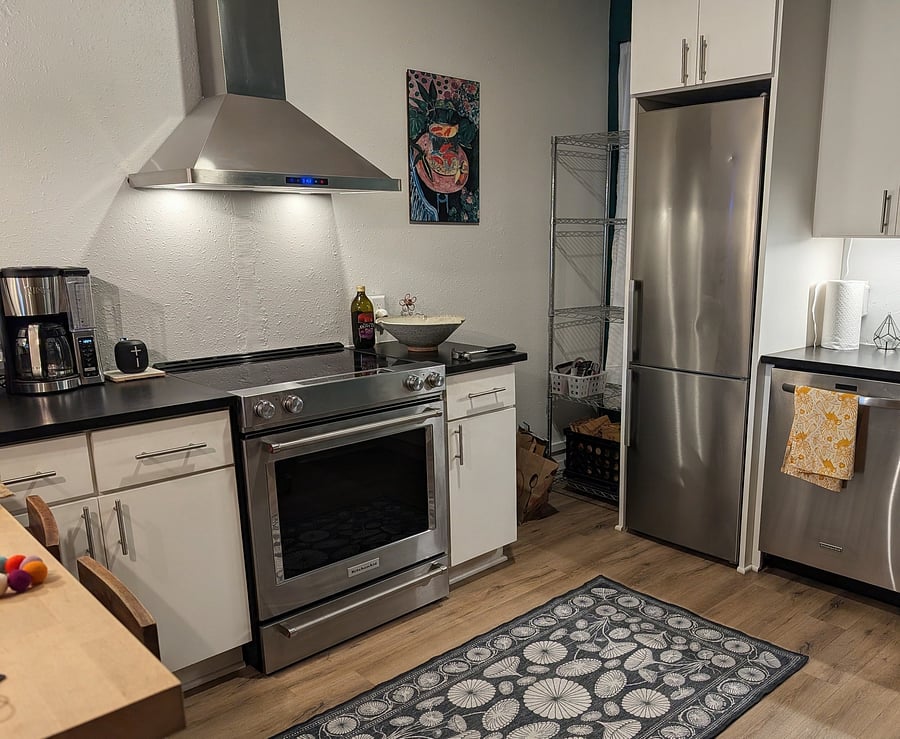 Furnished Finder property 1055609_1 photo 3