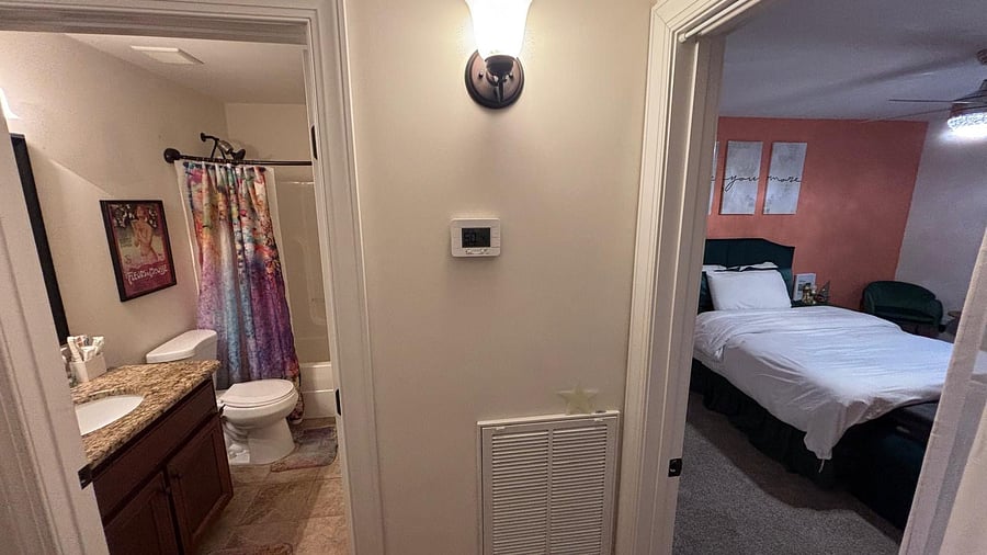 Furnished Finder property 1055611_1 photo 2