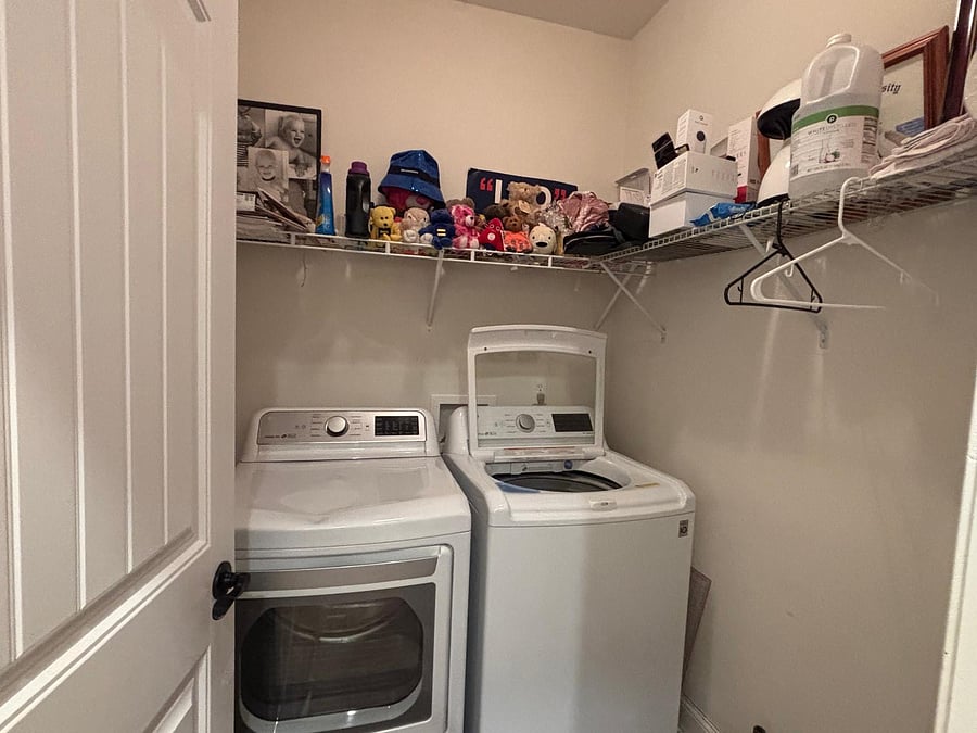 Furnished Finder property 1055611_1 photo 5