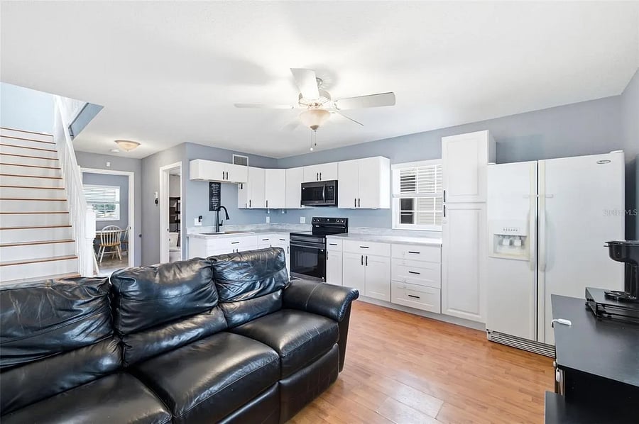 Furnished Finder property 1055612_1 photo 2
