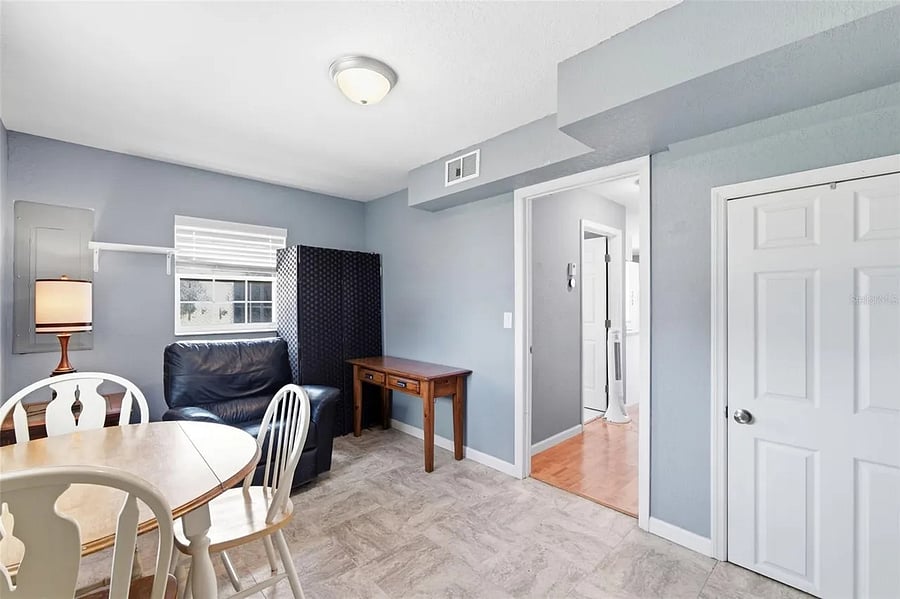 Furnished Finder property 1055612_1 photo 12