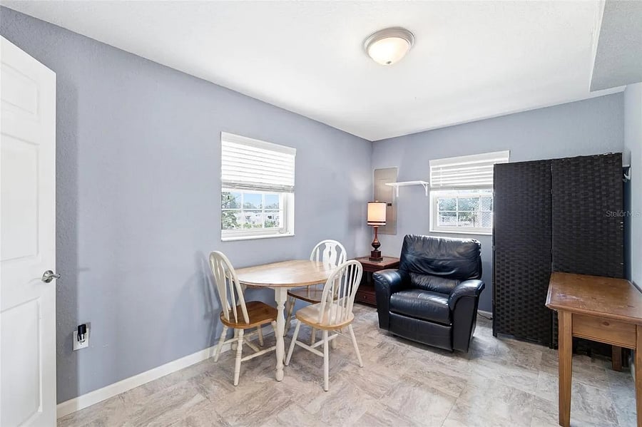 Furnished Finder property 1055612_1 photo 11