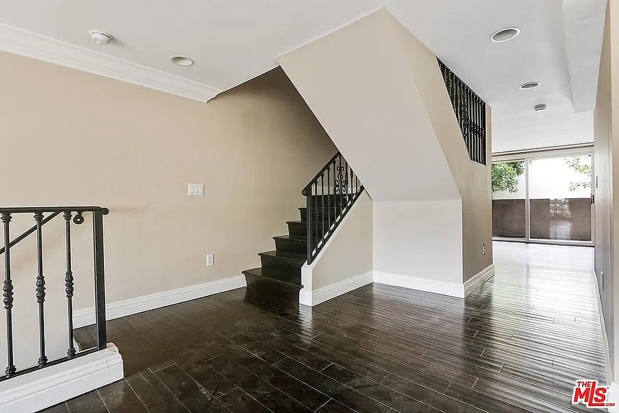Furnished Finder property 1055613_1 photo 7