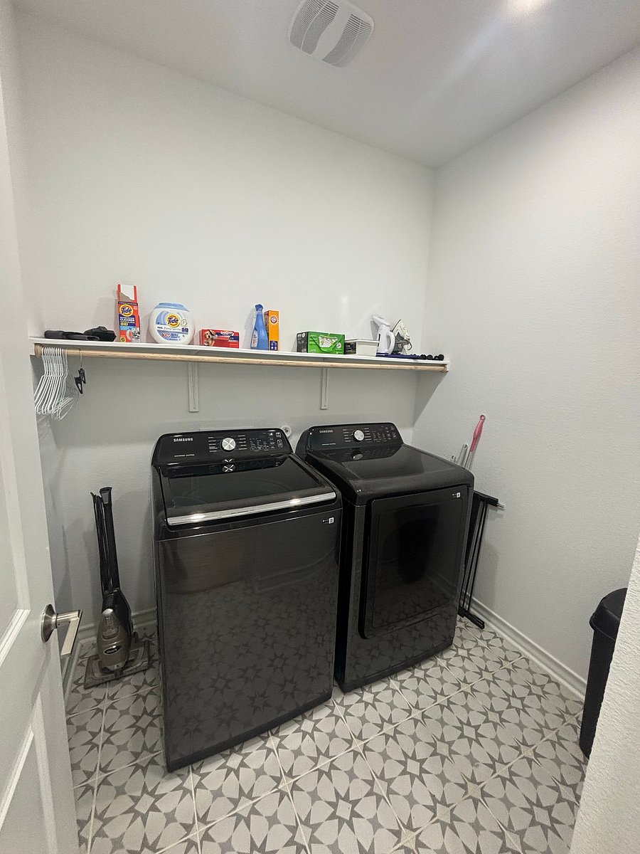 Furnished Finder property 1055614_1 photo 14