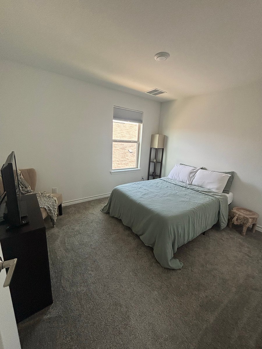 Furnished Finder property 1055614_1 photo 18