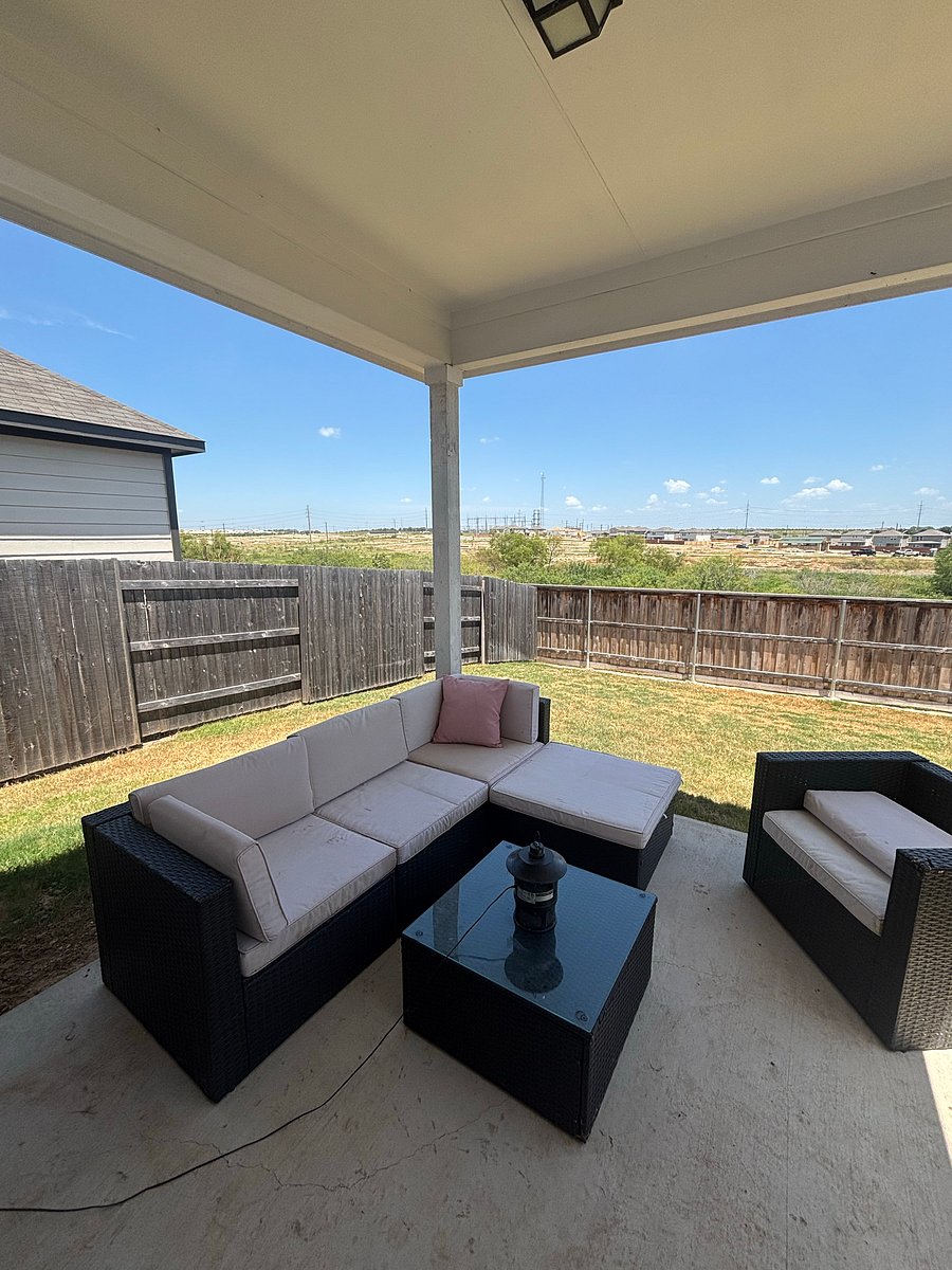 Furnished Finder property 1055614_1 photo 23