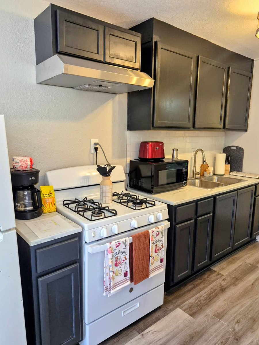 Furnished Finder property 1055621_1 photo 1
