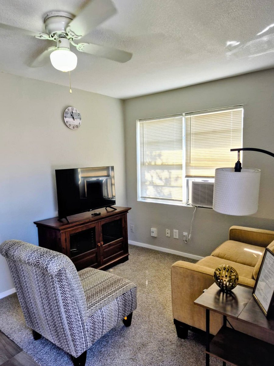 Furnished Finder property 1055621_1 photo 2