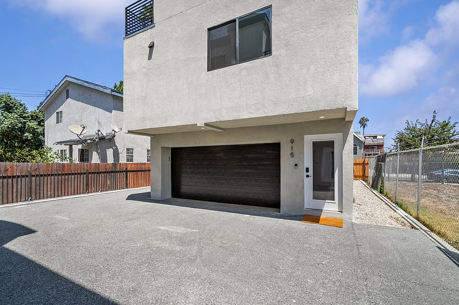 Furnished Finder property 1055622_1 photo 3