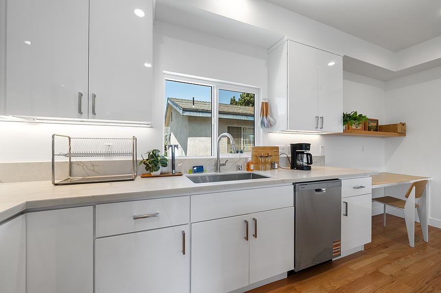 Furnished Finder property 1055622_1 photo 8