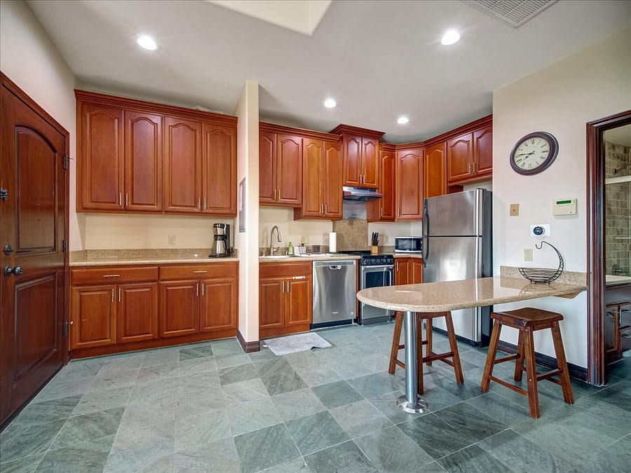 Furnished Finder property 1055623_1 photo 8
