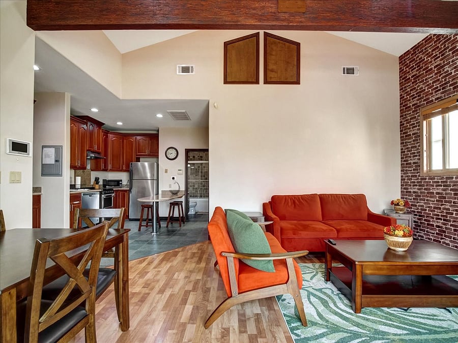 Furnished Finder property 1055623_1 photo 18