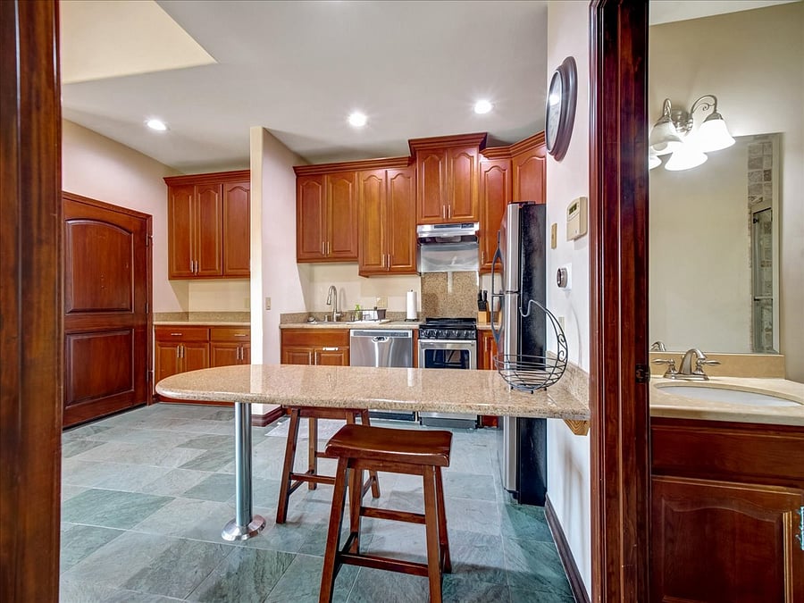 Furnished Finder property 1055623_1 photo 12