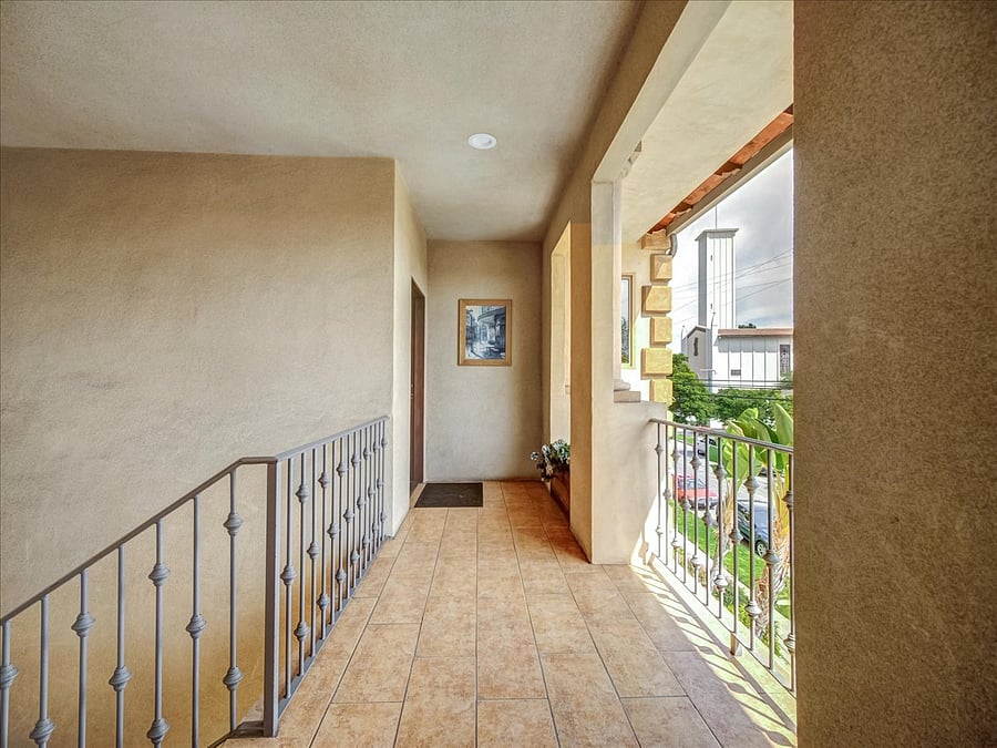 Furnished Finder property 1055623_1 photo 6