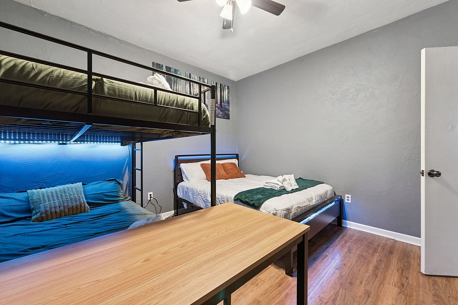 Furnished Finder property 1055637_1 photo 10