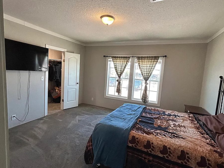 Furnished Finder property 1055639_1 photo 3