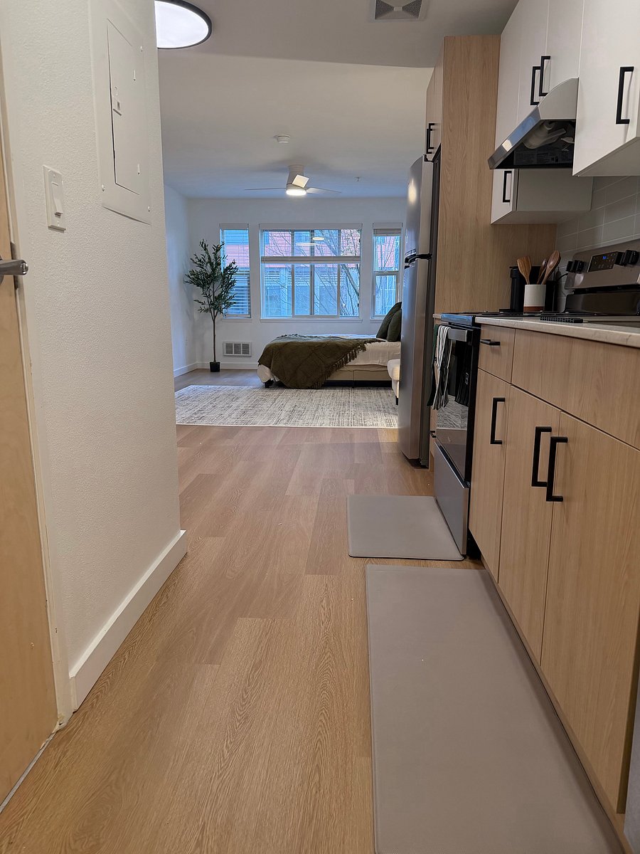 Furnished Finder property 1055641_1 photo 9