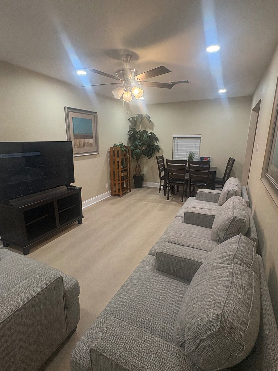 Furnished Finder property 1055645_1 photo 4