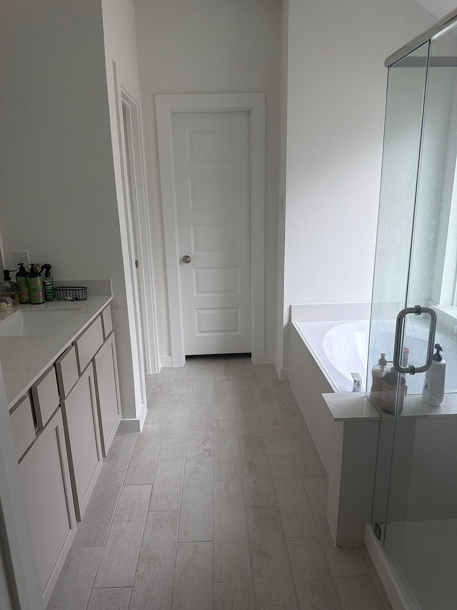Furnished Finder property 1055647_1 photo 2
