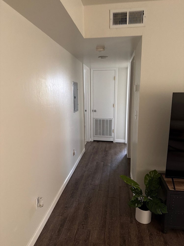 Furnished Finder property 1055661_1 photo 11