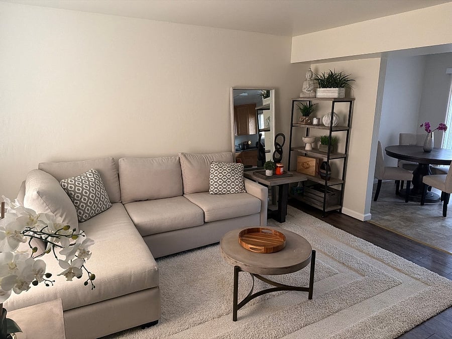 Furnished Finder property 1055661_1 photo 3