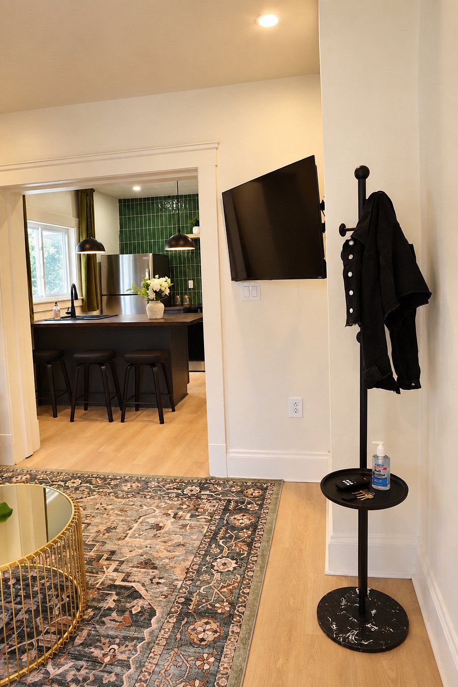 Furnished Finder property 1055692_1 photo 3