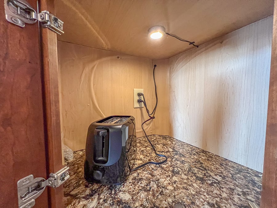 Furnished Finder property 1055717_2 photo 32