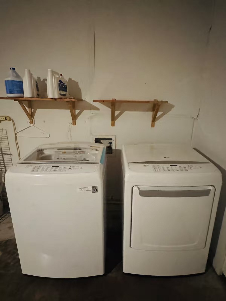 Furnished Finder property 1055743_1 photo 16