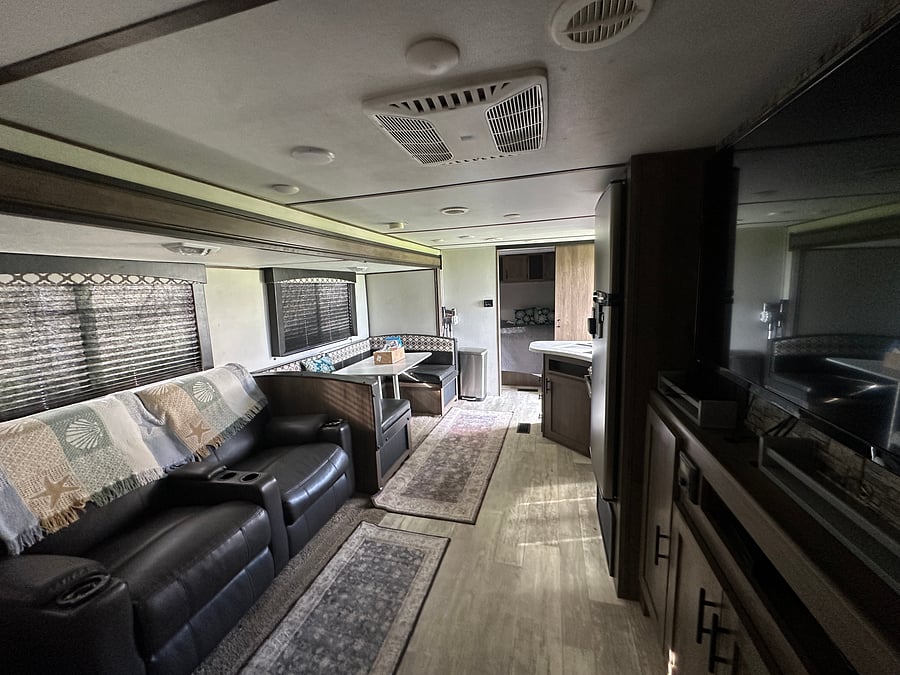 Furnished Finder property 1055746_1 photo 12