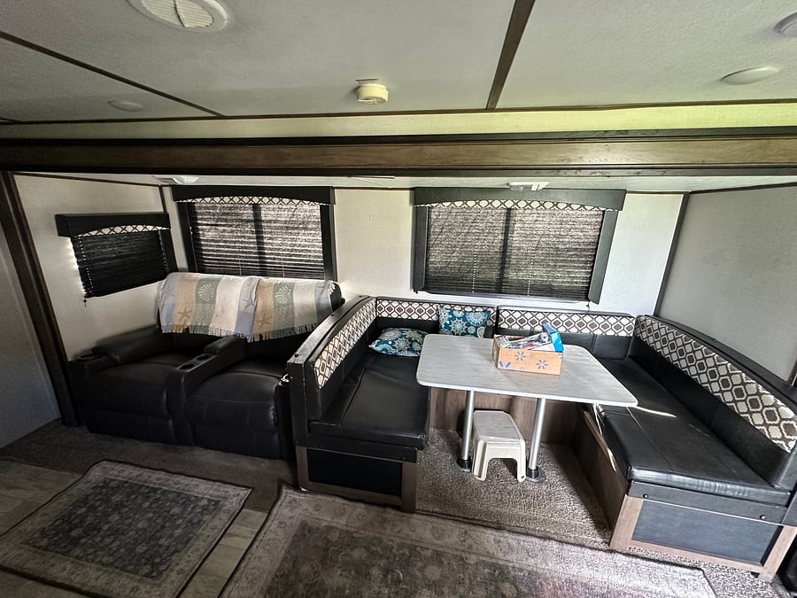Furnished Finder property 1055746_1 photo 10