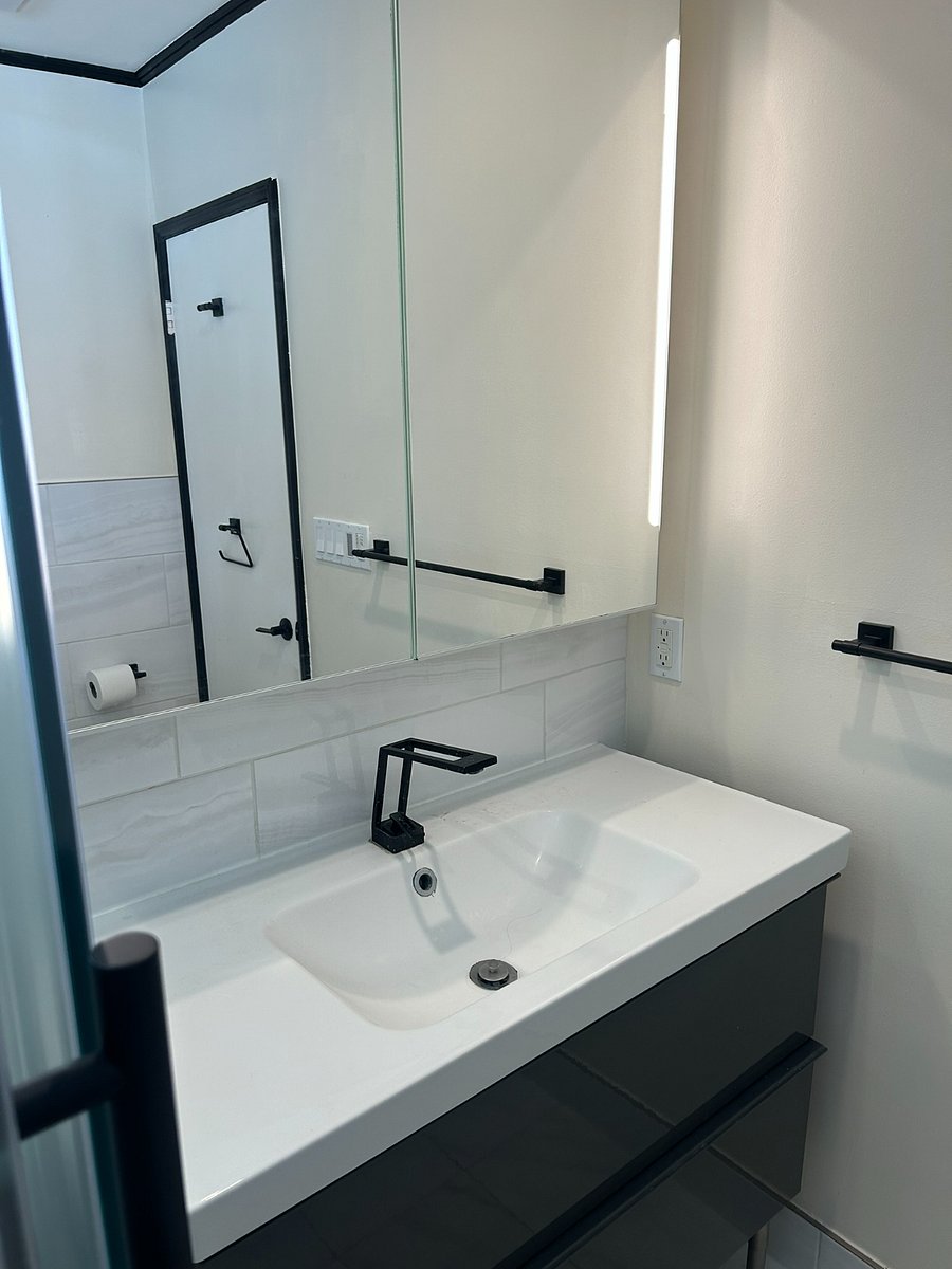 Furnished Finder property 1055760_1 photo 25