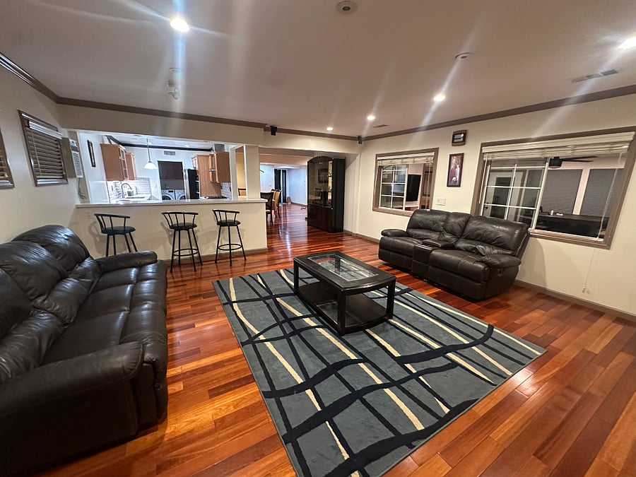 Furnished Finder property 1055760_1 photo 2