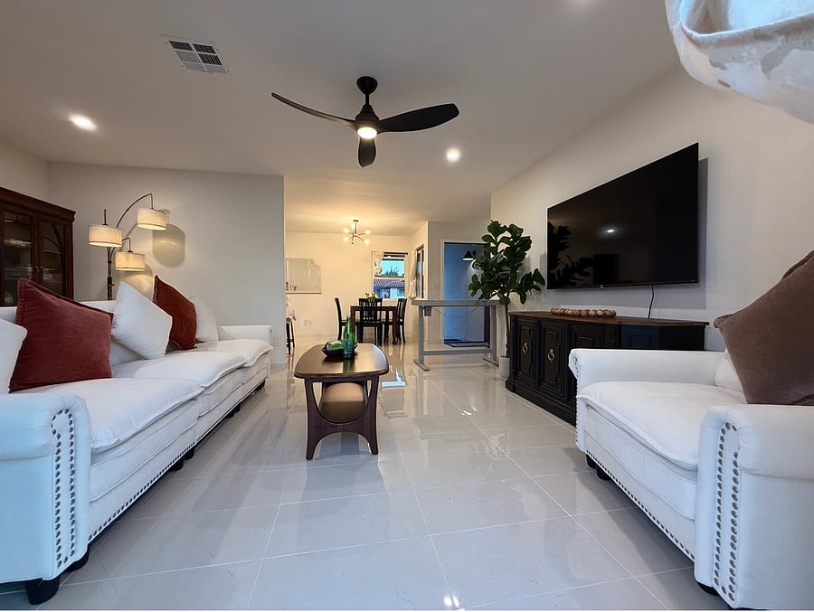 Furnished Finder property 1055765_1 photo 3