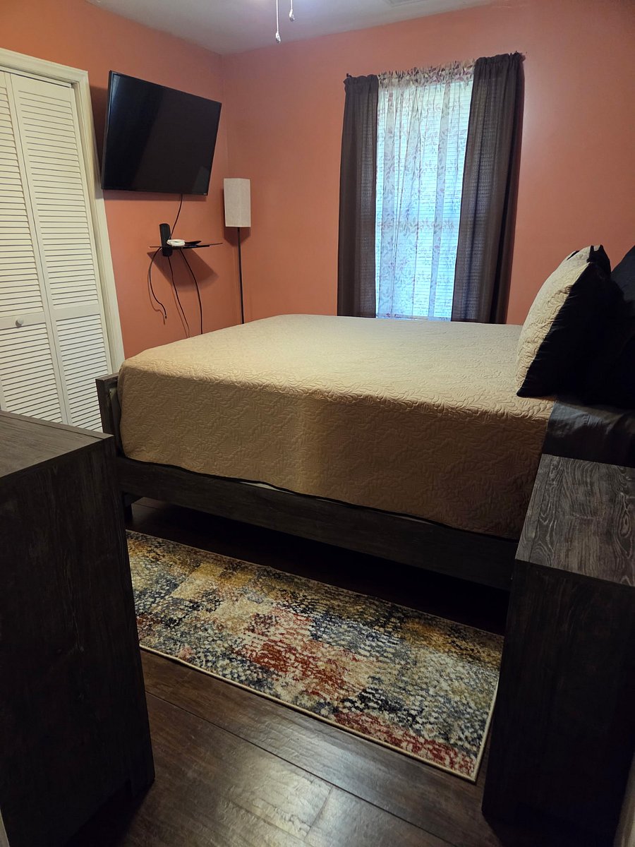 Furnished Finder property 1055788_1 photo 8